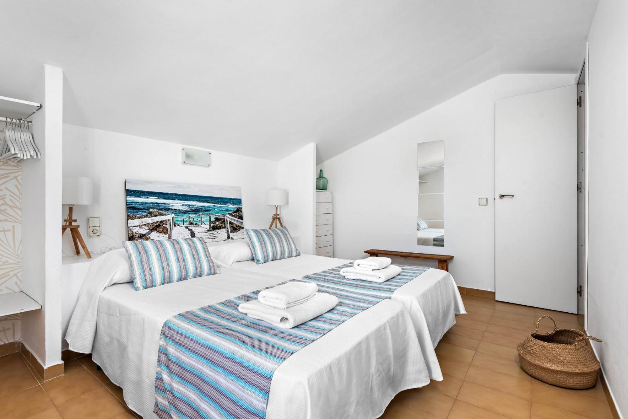 Villa Calan Brut 51 Cala'N Blanes  Buitenkant foto